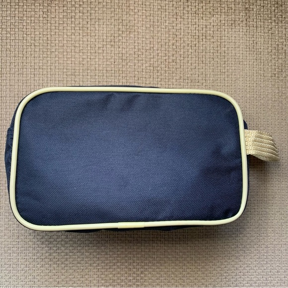 London Fog Toiletrie/Shave Kit bag - Picture 3 of 9